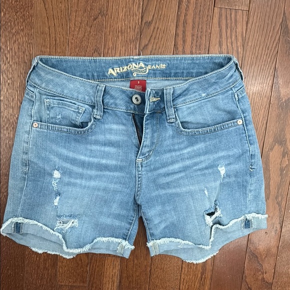Arizona Jean Company Women's Distressed Light Blue Shorts - Picture 1 of 3